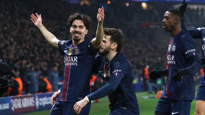 广东宏远今日早报！杜锋深夜发声，胡明轩触底反弹，麦考尔复出